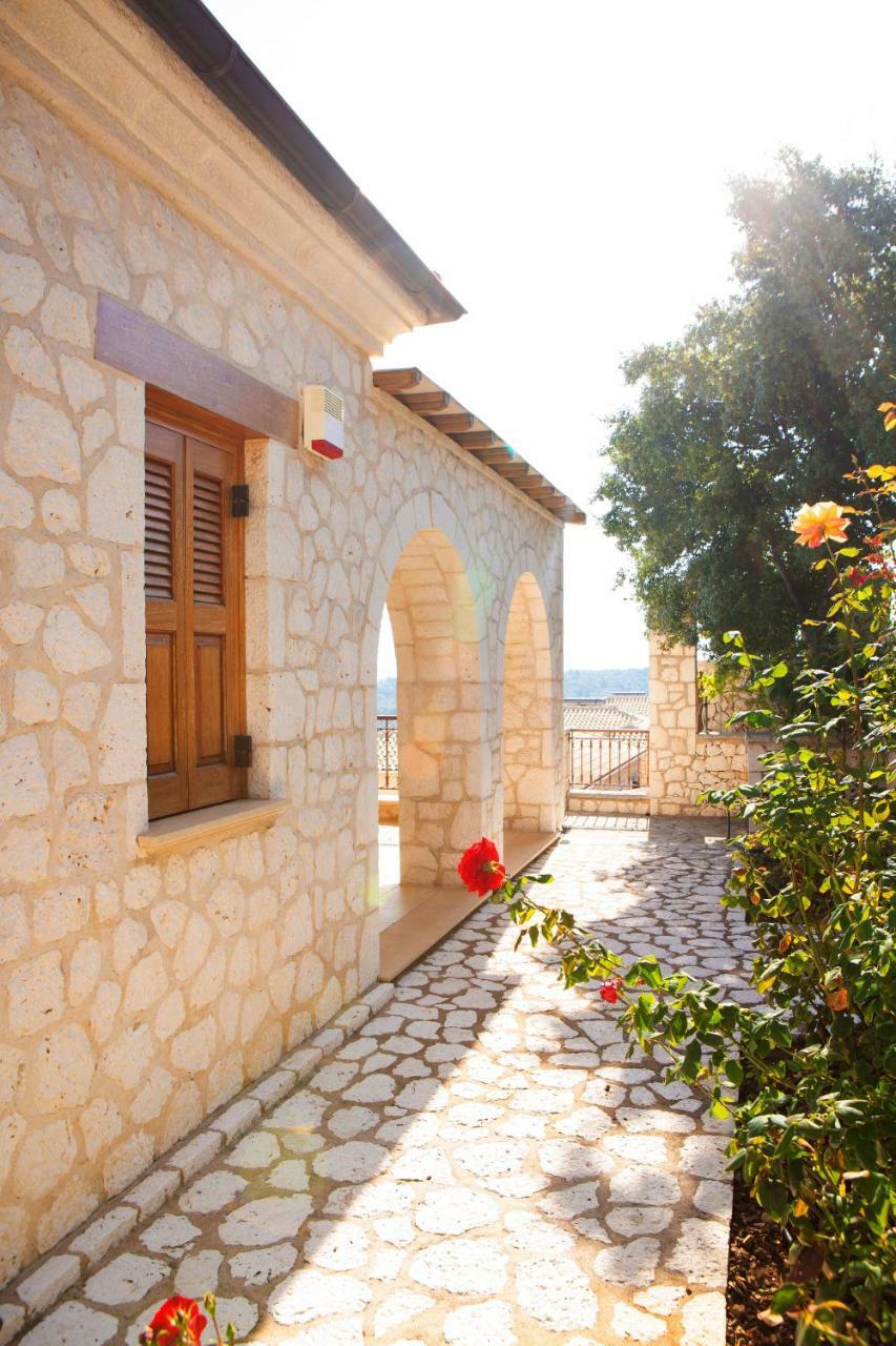 Villa Rubini Apolpaina 외부 사진
